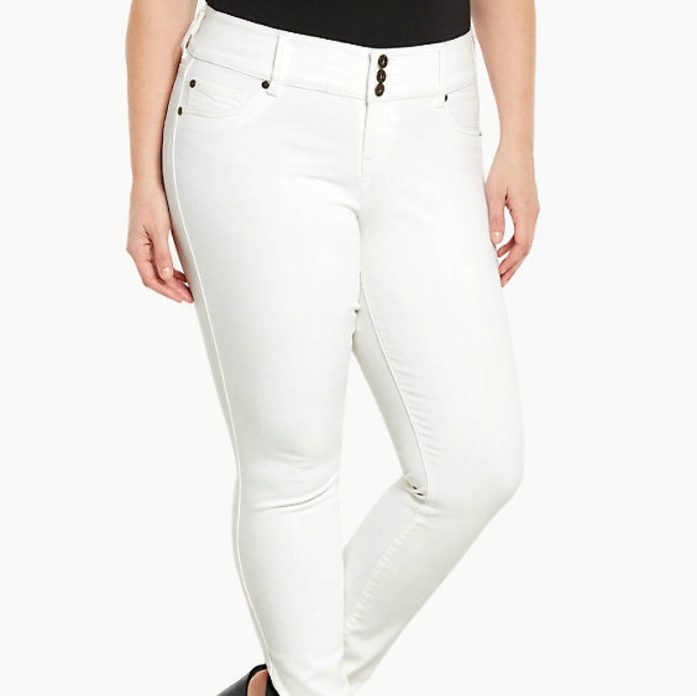 Torrid WHITE JEGGINGS SIZE 26 (REGULAR LENGTH) Plus Size Pants